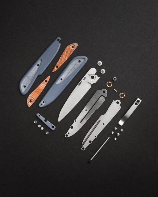 Exploded view diagram of Doodler pocket knife showing all component parts