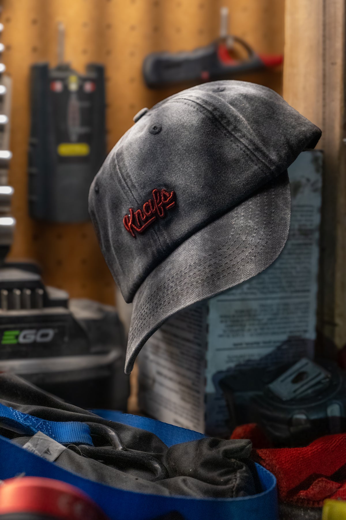 Man wearing black canvas Knafs Dad Hat outdoors